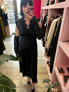 MOTEL - ABITO IN SATIN CON PIZZO