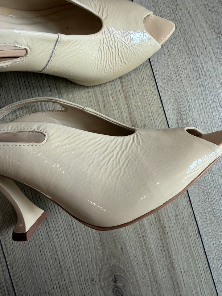CARRANO - SLINGBACK IN PELLE PEEP-TOE